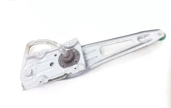 Rear door manual window regulator
