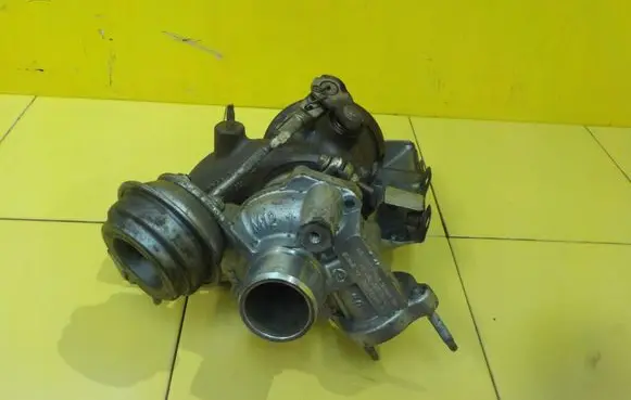 Citroen C4 Cactus Turbo 9810681380
