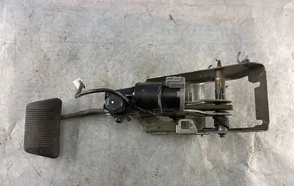 Jeep Grand Cherokee (WK) Brake pedal 52089242ag Ksr275506