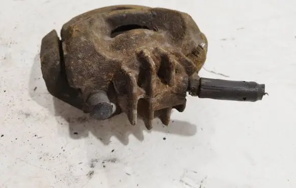 Peugeot Partner Front brake caliper