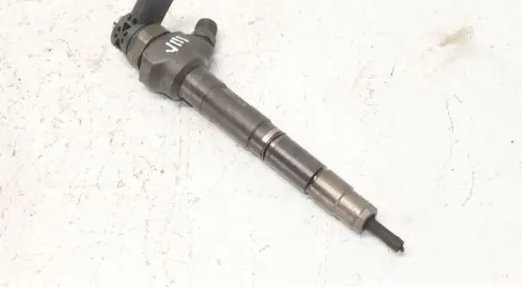 Fuel injector