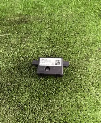 BMW iX3 Aerial antenna amplifier 9389560 92870811 94125
