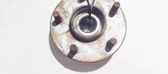 Volvo S70 V70 V70 XC Rear wheel hub
