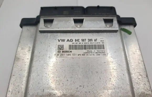 Volkswagen Polo V 6R Engine control unit/module 04E907309AF 0261S09531