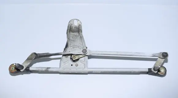 BMW X5 E53 Front wiper linkage 7046571 2401287