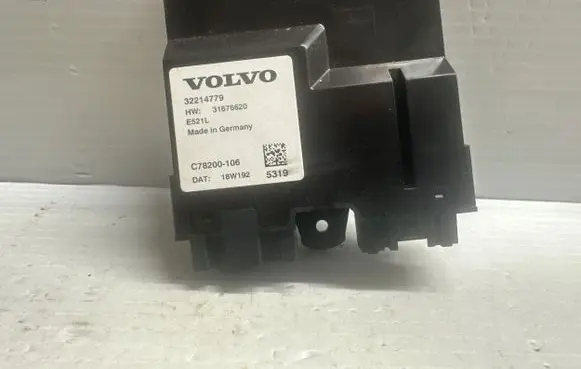 Volvo S90, V90 Tailgate/trunk control unit/module 32214779