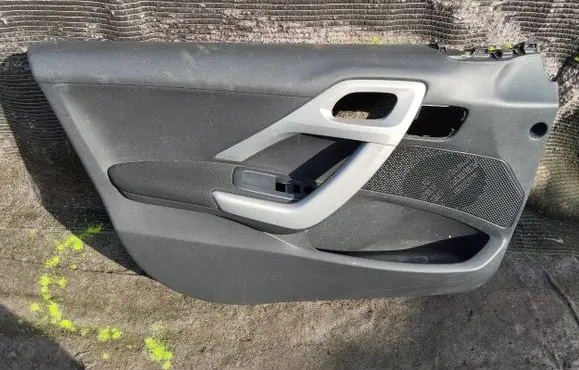 Peugeot 2008 I Front door card panel trim 491100129536