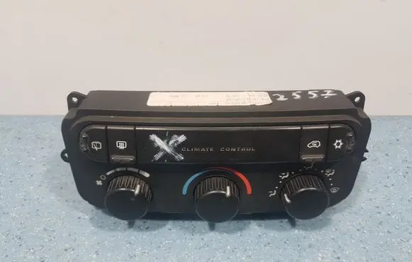 Chrysler Town u0026 Country IV Tailgate/trunk/boot open switch 
