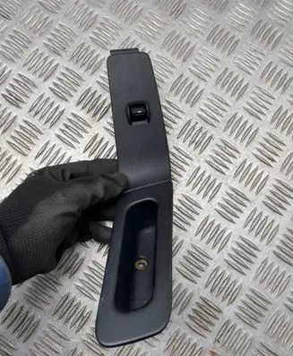 Jeep Grand Cherokee (WJ) Electric window control switch 820926