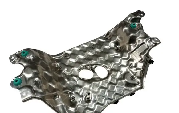 BMW X7 G07 Heat shield in engine bay 5A54EB9 11155A54EB9 9845962