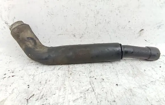 Mercedes-Benz Sprinter W906 Breather hose/pipe A6510100882
