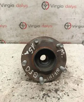 Infiniti Q50 Front wheel hub
