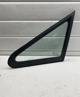 Volkswagen Sharan Rear side window 43R001100