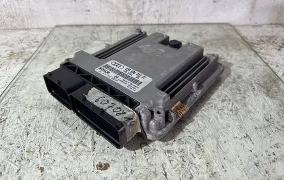 Audi A3 S3 8P Engine control unit/module 03G906016DT 0281011892 1039S05444