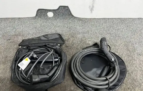 Renault Megane III Electric car charging cable 