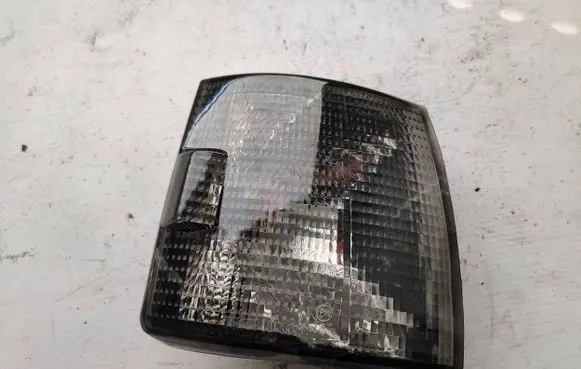 Volkswagen Transporter - Caravelle T4 Front indicator light 183321B