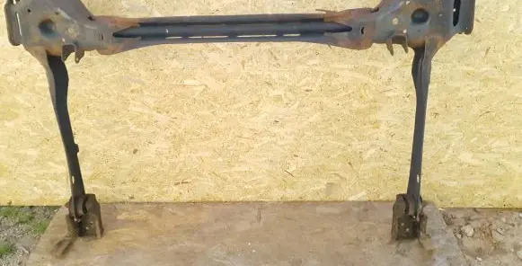 Chrysler Grand Voyager V Rear axle beam 