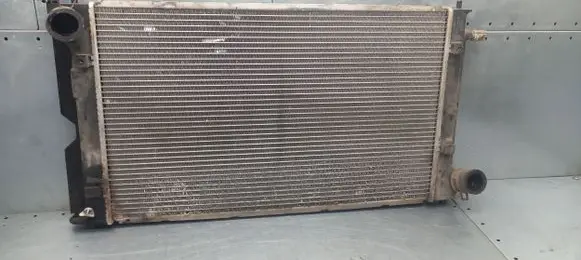 Toyota Avensis Verso Coolant radiator 4221334000