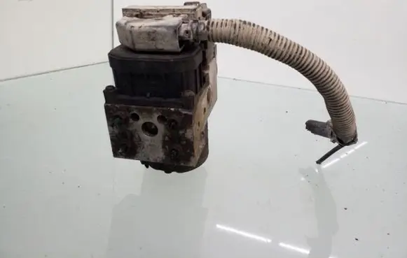 Renault Megane I ABS Pump 0265216732 7700432643
