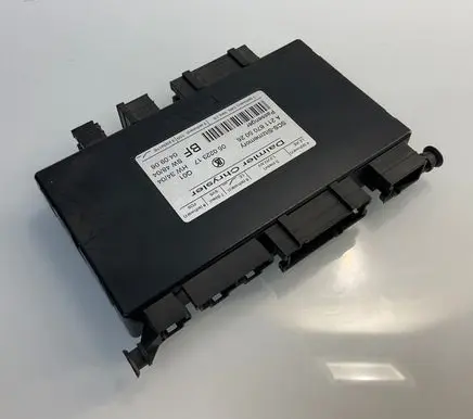 Mercedes-Benz CLS C219 Seat control module A2118705026 05022317 2118705026