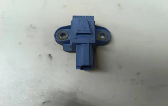Volkswagen PASSAT B6 Airbag deployment crash/impact sensor 1K0955557A