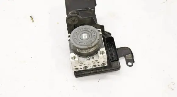Skoda Octavia Mk3 (5E) Master brake cylinder 3Q0614517R