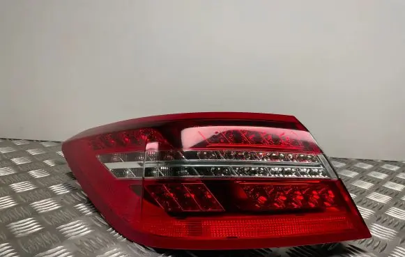 Mercedes-Benz E C207 W207 Rear/tail lights A2078200164