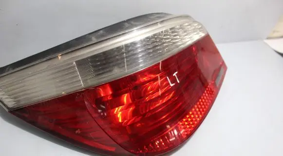 BMW 5 E60 E61 Rear/tail lights 6910767