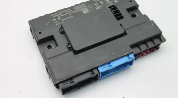 Audi A4 S4 B9 8W Gateway control module 8W5907468E