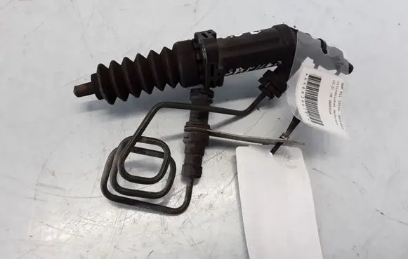 BMW 5 F10 F11 Clutch slave cylinder 6785964
