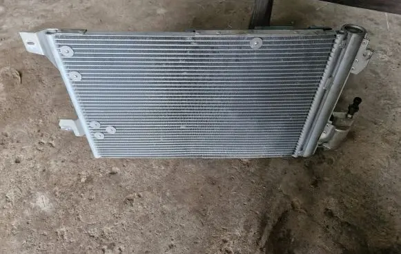 A/C cooling radiator (condenser)