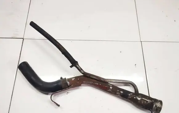 Fuel tank filler neck pipe