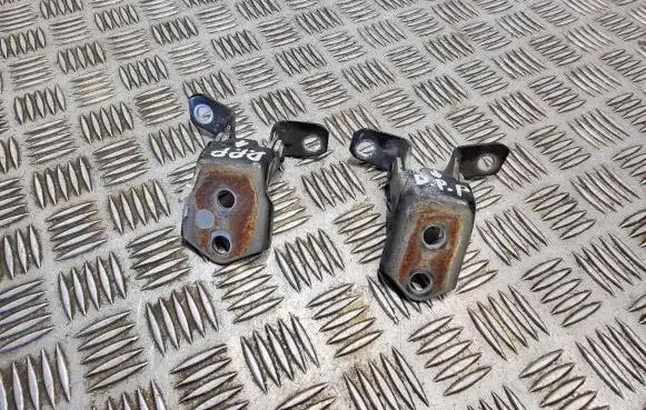 Front door hinge set