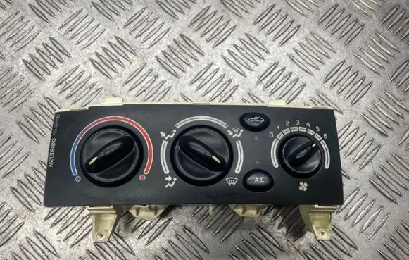 Renault Megane I Climate control unit 655739W 100840 A52AC