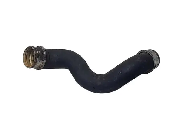 Mercedes-Benz C W204 Engine coolant pipe/hose A2045011682