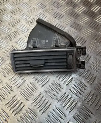 Audi A6 S6 C6 4F Dashboard side air vent grill/cover trim 4F2820901D
