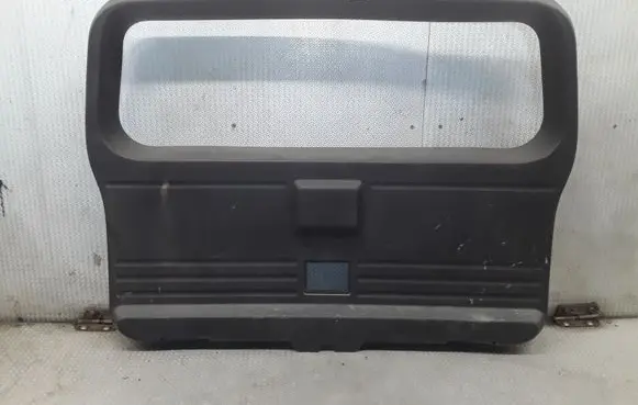 Dodge Nitro Tailgate/boot lid cover trim 