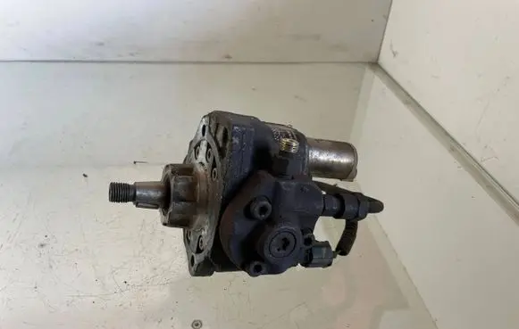 Toyota Corolla Verso E121 Fuel injection high pressure pump 221000G010 HU2940000060