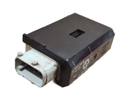 BMW 5 E39 Central locking motor 406207571 6711 8352165