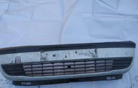 Opel Zafira A Front bumper