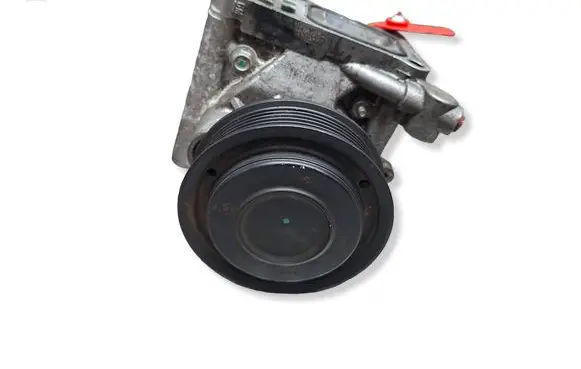 Opel Astra J Water pump S27635525 55484533