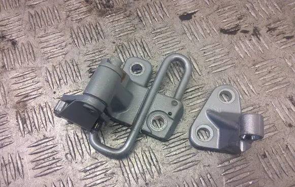 Peugeot RCZ Front door hinge set 