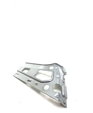 Jaguar XK8 - XKR Fender mounting bracket