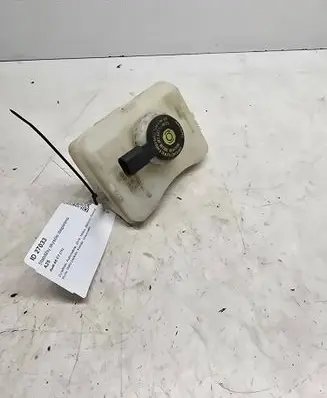 Audi A6 C7 Brake fluid reservoir 8K0611301A