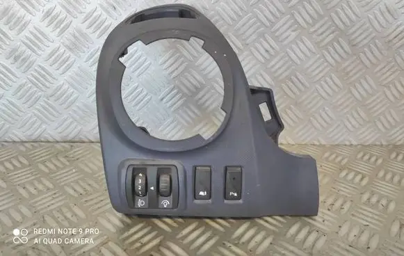 Renault Trafic III (X82) Dashboard side end trim 683112651R 93868012
