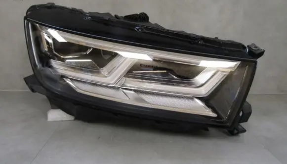 Audi Q5 SQ5 Headlight/headlamp