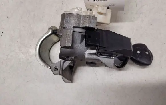Toyota Auris 150 Ignition lock N0502965 450200203