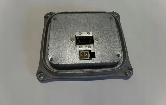 Audi R8 42 Headlight ballast module Xenon 1307329193R8