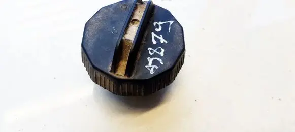 Mitsubishi Lancer Fuel tank filler cap 