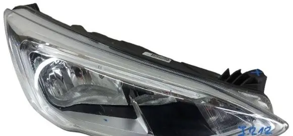 Ford Focus Headlight/headlamp jx7b-13w029-ae-kol